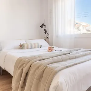 Estudio Rosimar Light , L' Escala Espagne